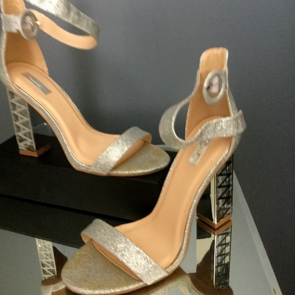 Shoes - Picture 1 of 3